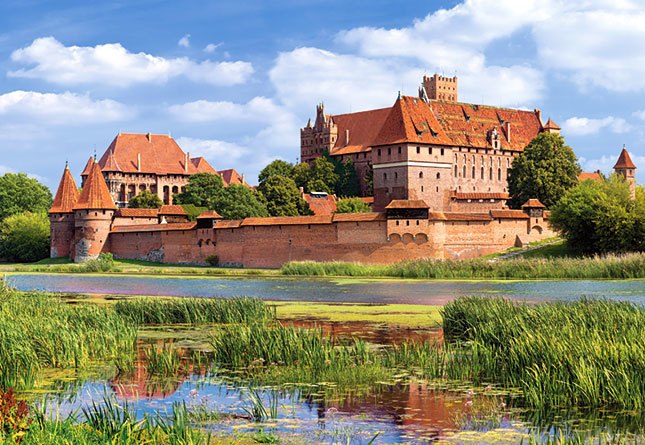 Malbork Castle, Poland - 3000pc Jigsaw Puzzle By Castorland