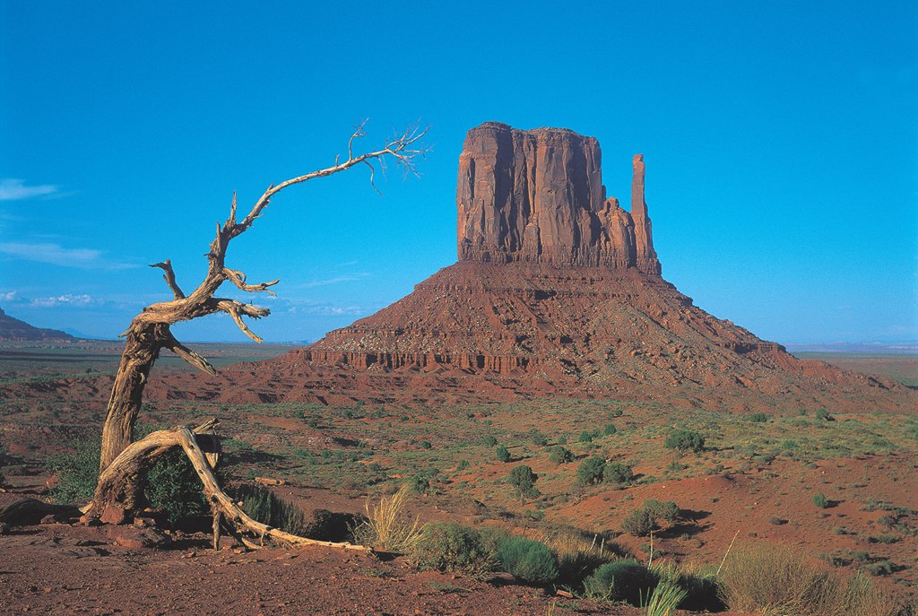 Monument Valley, Utah - 1000pc Glow-in-the-Dark Jigsaw Puzzle by Tomax