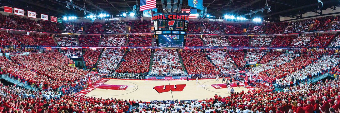 NCAA: Wisconsin Basketball - 1000pc Panoramic Jigsaw Puzzle by Masterpieces