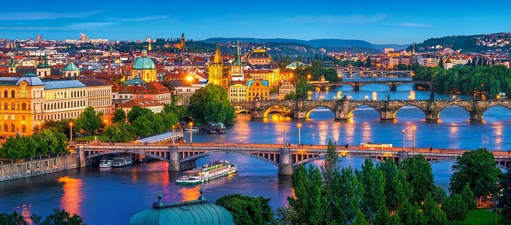 Prague at Night - 600pc Jigsaw Puzzle By Castorland  			  					NEW