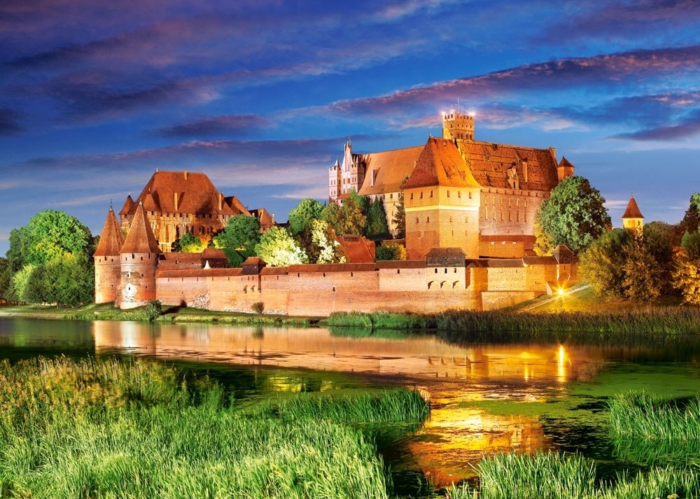 Malbork Castle, Poland - 1000pc Jigsaw Puzzle By Castorland