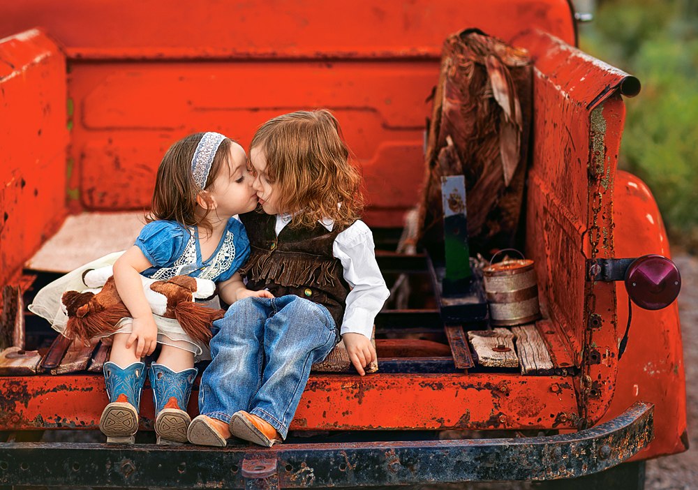 First Kiss - 500pc Jigsaw Puzzle By Castorland