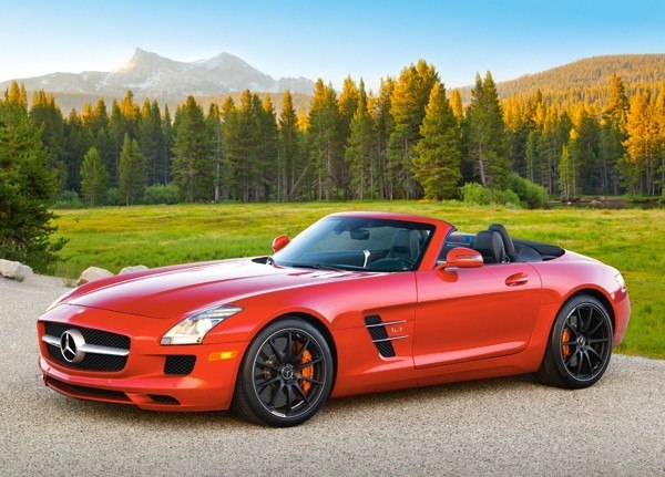 Mercedes Benz SLS - 120pc Jigsaw Puzzle By Castorland