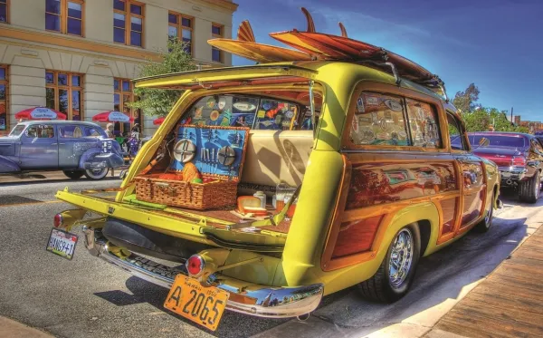 Woody Wagon - 300pc Large Format Jigsaw Puzzle by Sunsout