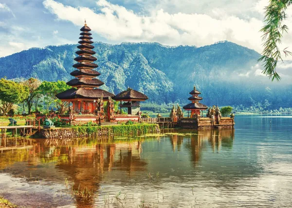 Temple Ulon Dami, Ball, Indonesia - 2000pc Jigsaw Puzzle by Educa