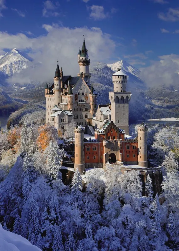 Neuschwanstein - 1000pc Jigsaw Puzzle by Piatnik