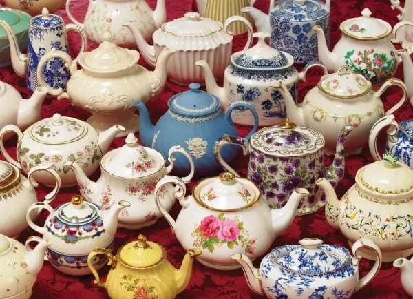 Teapots - 1000pc Jigsaw Puzzle By Cobble Hill